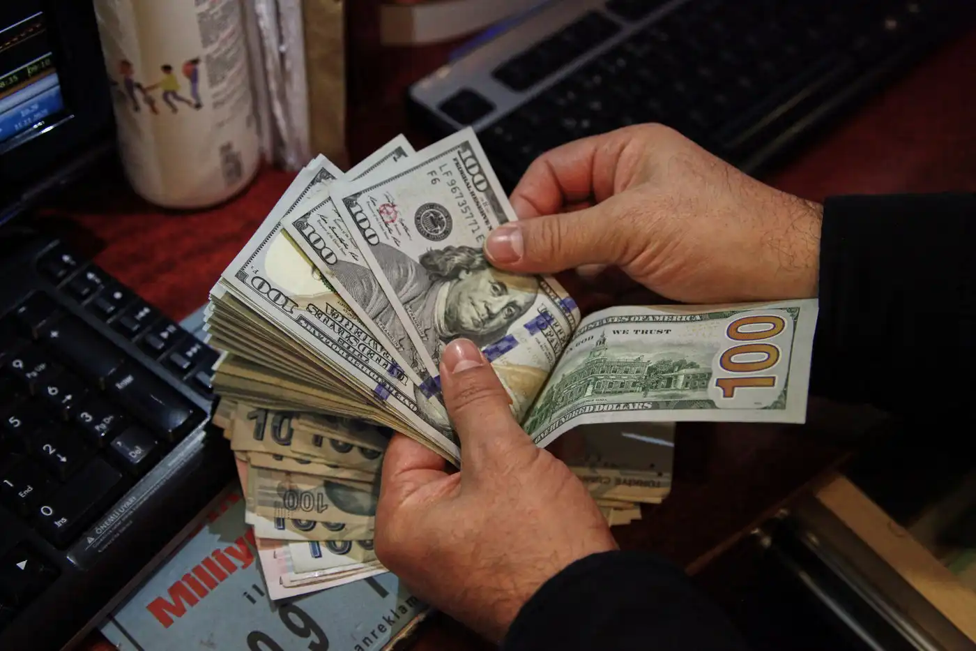 PRÉSTAMO ENTRE 5.000€ y 1.000.000€ falbertocredito@gmail.com  Buenos dias  Estoy dispuesto