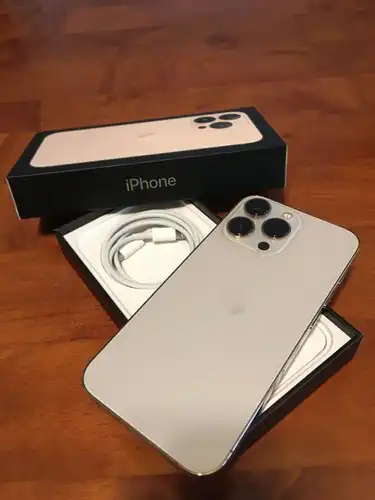 Apple iPhone 13 Pro Max $550