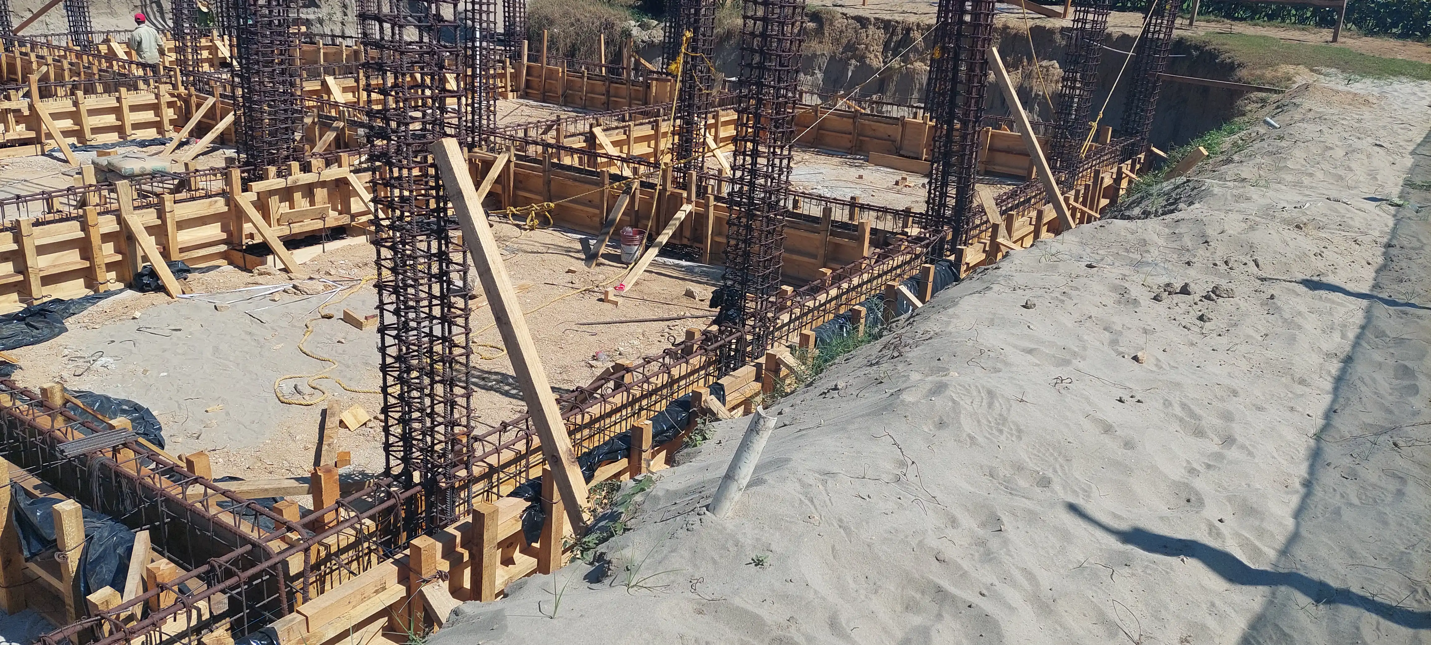 CONSTRUCCION DE VIVIENDA EN EL ESTADO DE GUERRERO, MEXICO.