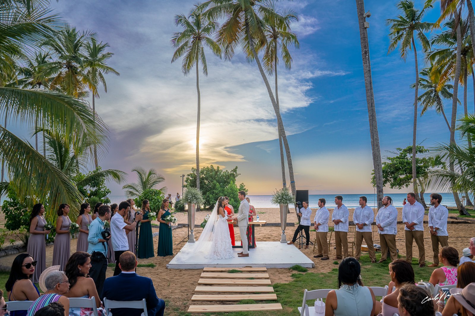 Para Sus Fiestas, Violinistas, Saxofonistas Y Grupo Tipico!
